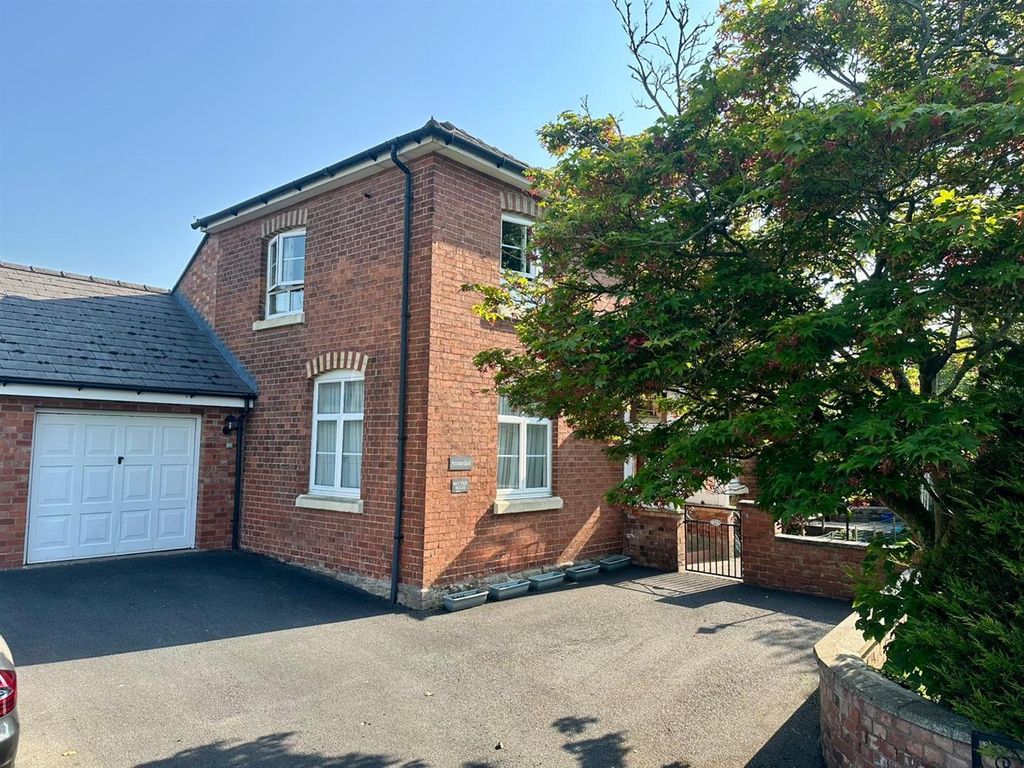 3 bed flat for saleLugwardine, Hereford HR1