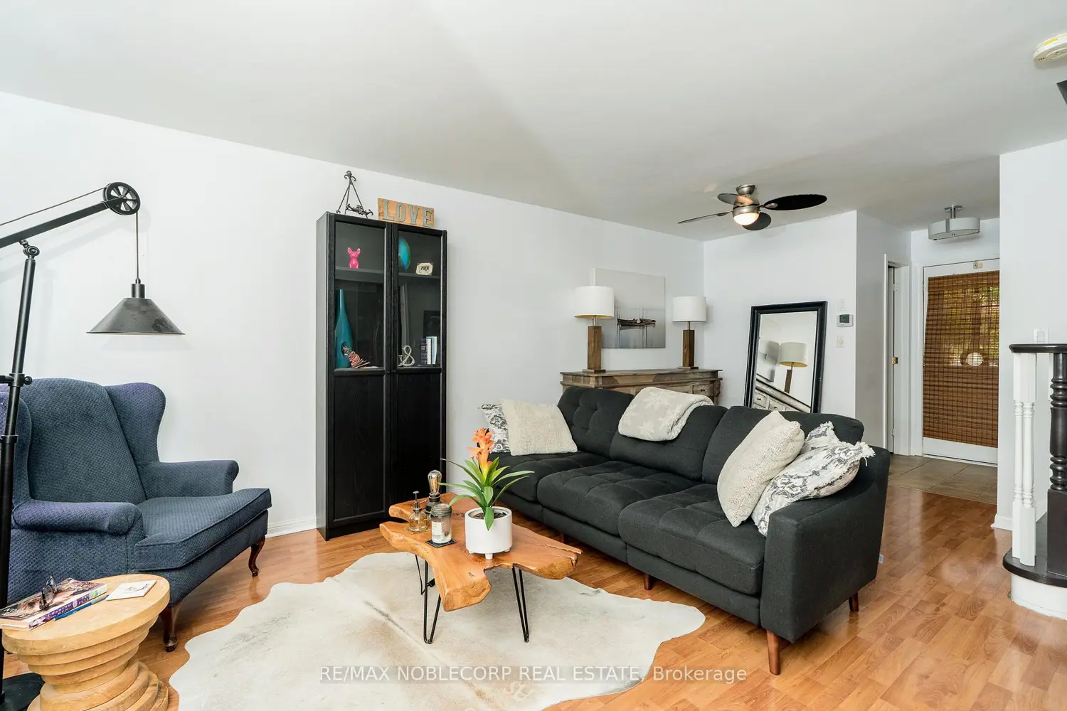 747 Edwards Avenue photo 5