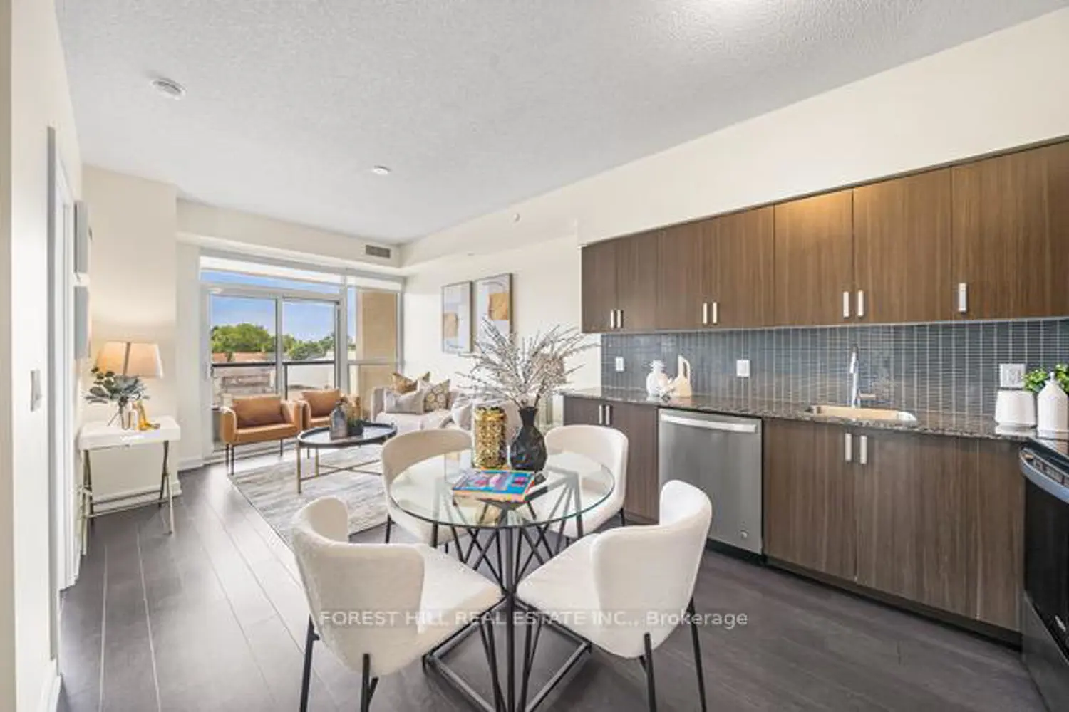 1603 Eglinton Avenue 319