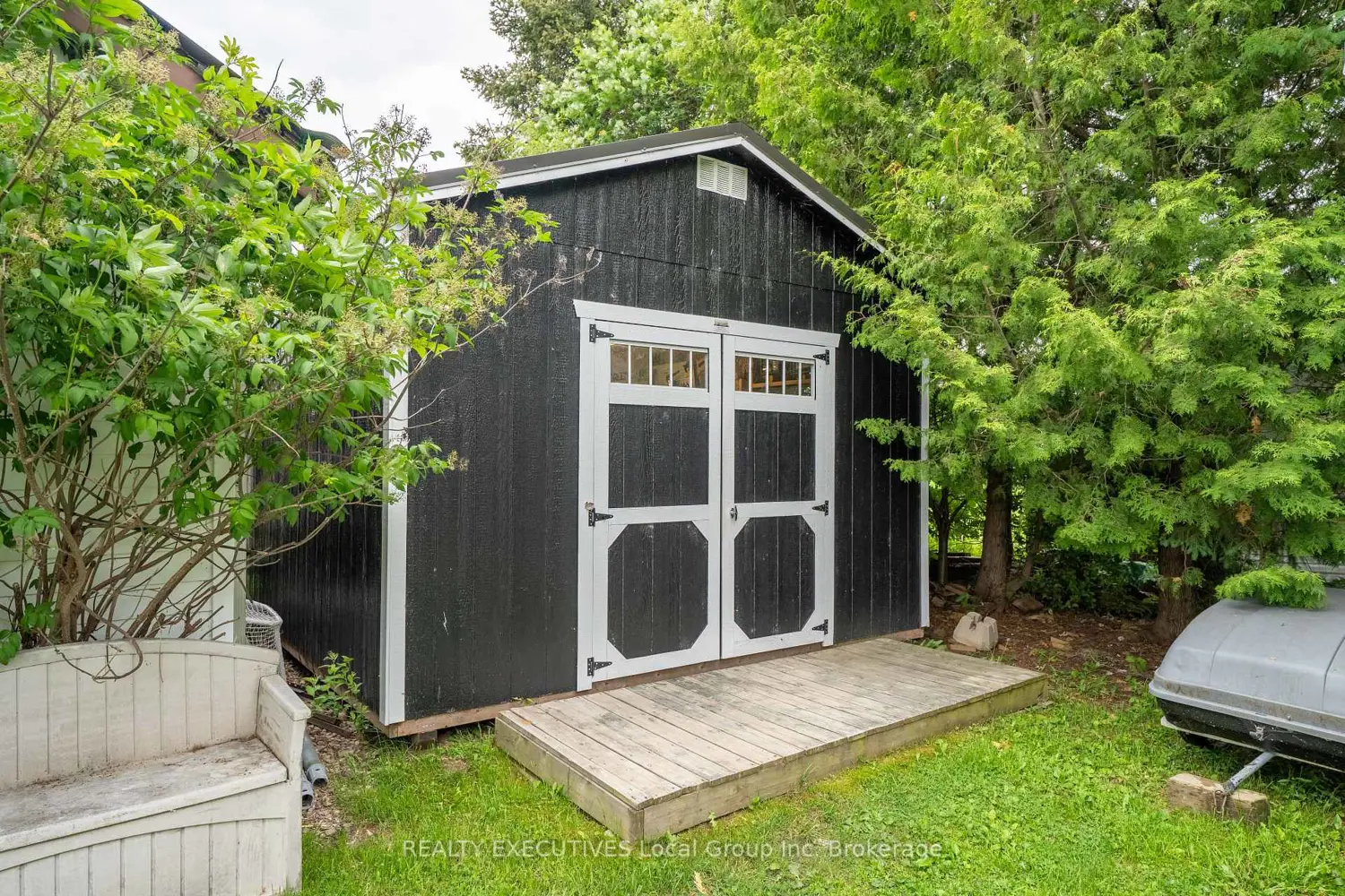 44 Lakeshore Road photo 5