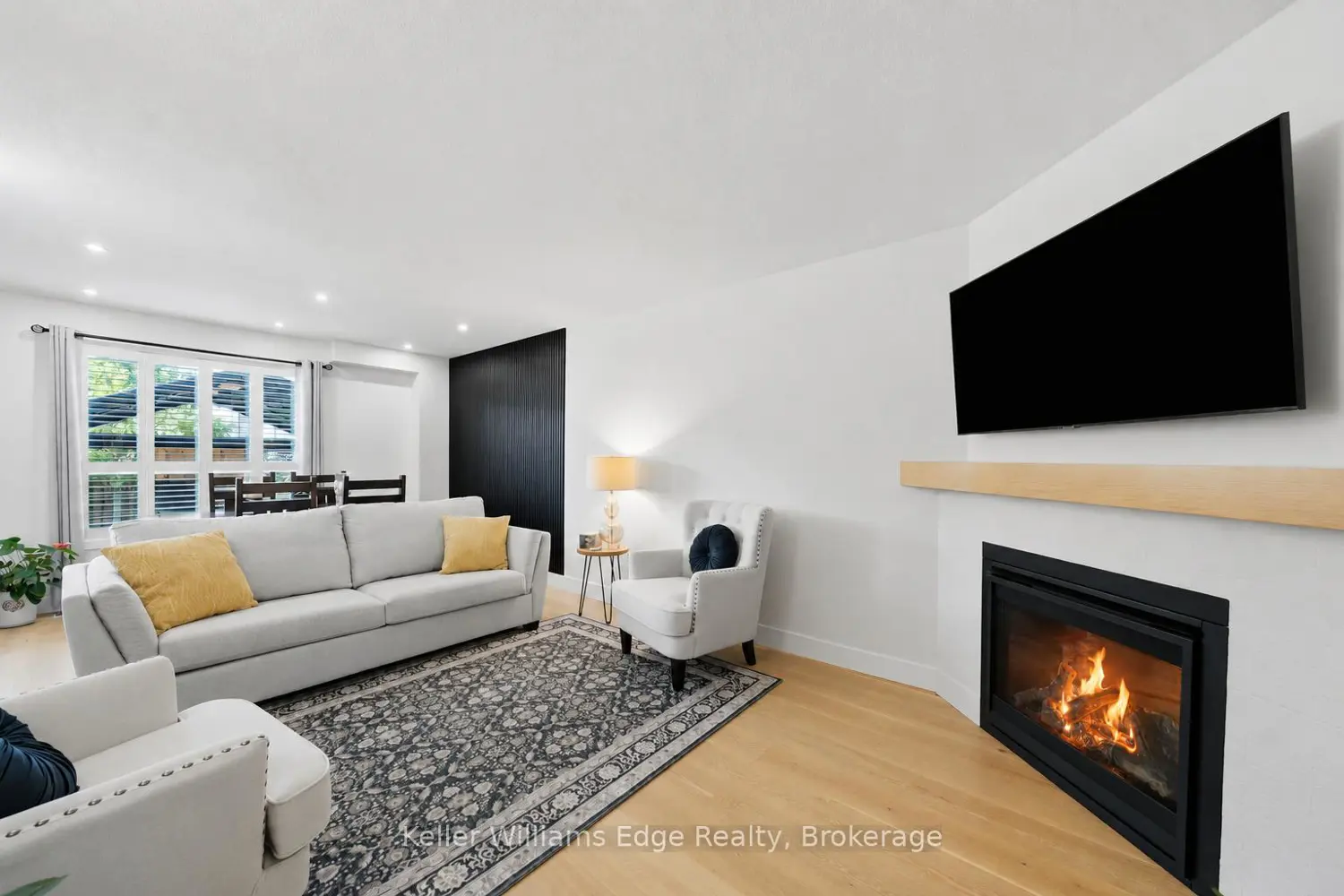 35 Rosebury Way photo 2