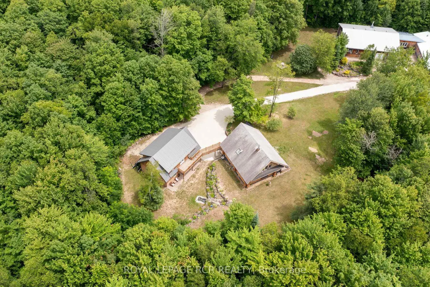 425457 25 Side Road photo 2