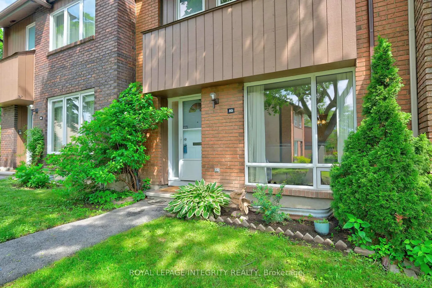 2111 Montreal Road 89