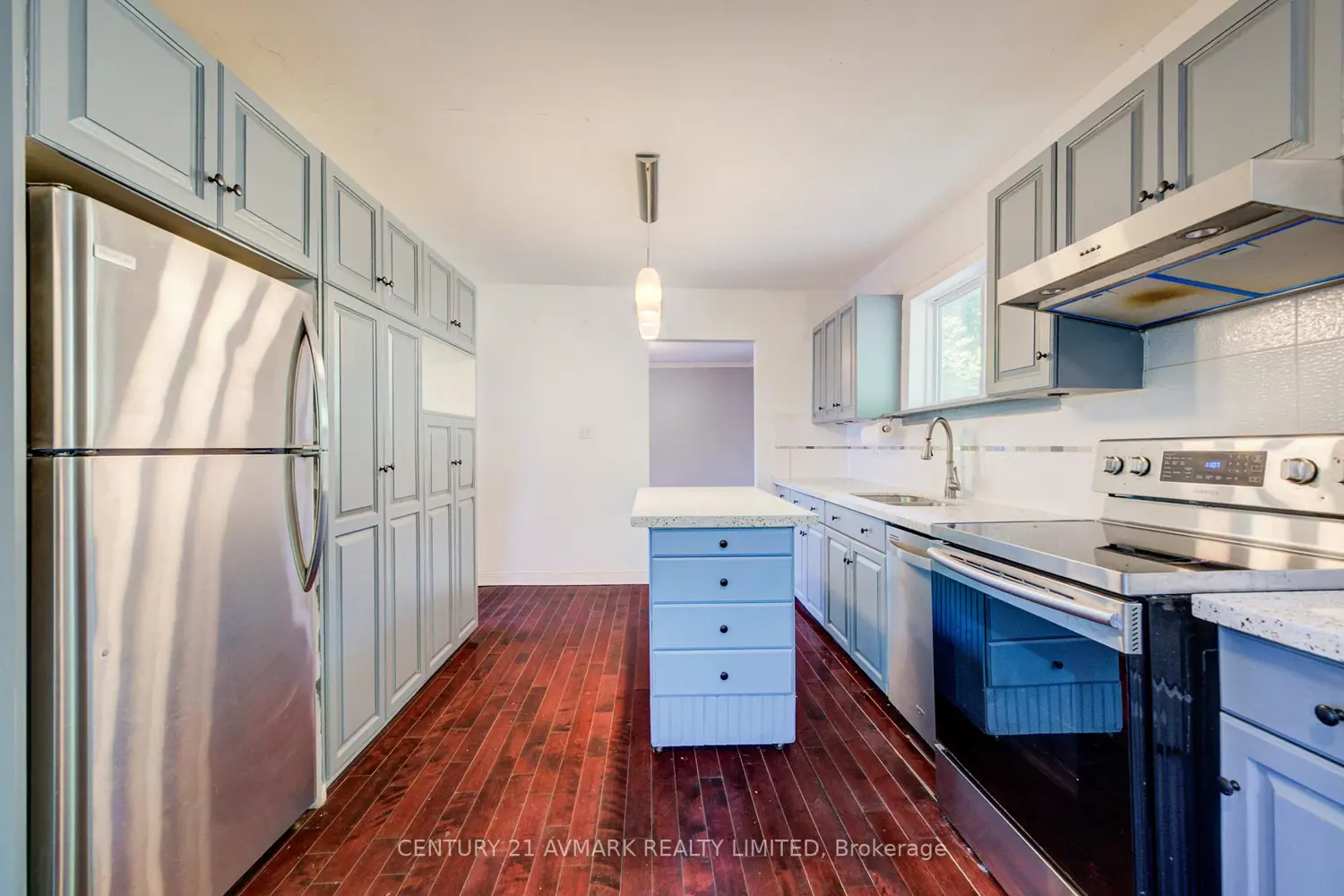 3332 King Street photo 5