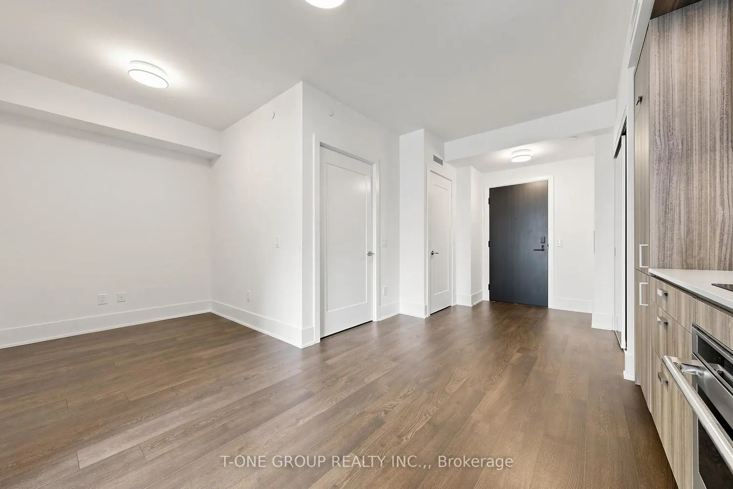 470 Front Street 1708 photo 5