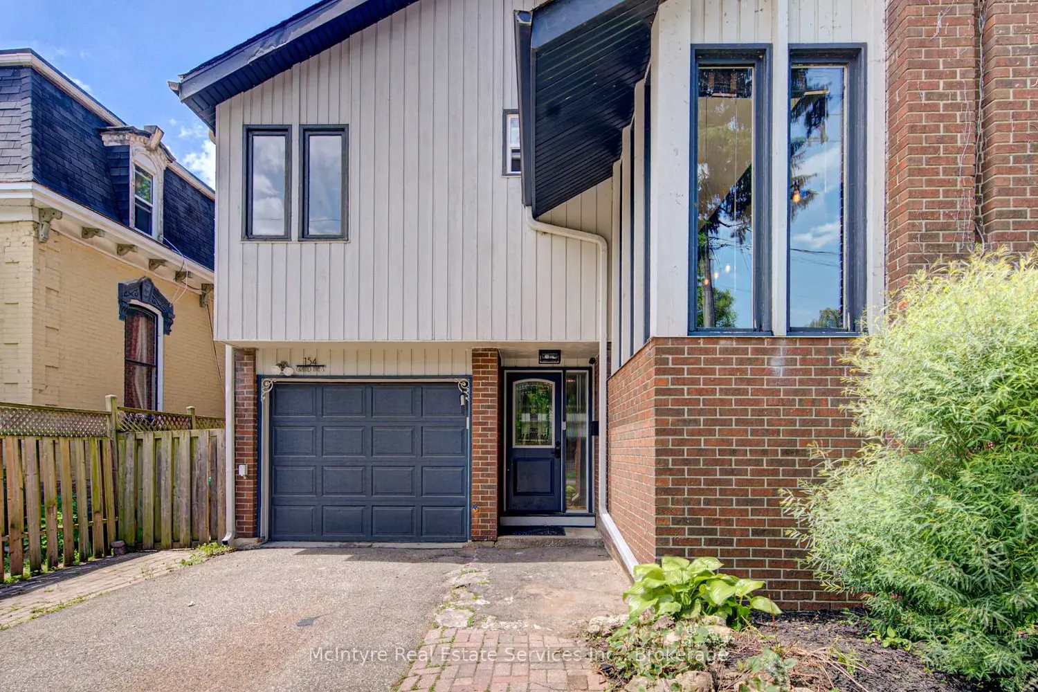 154 Grand Avenue photo 3