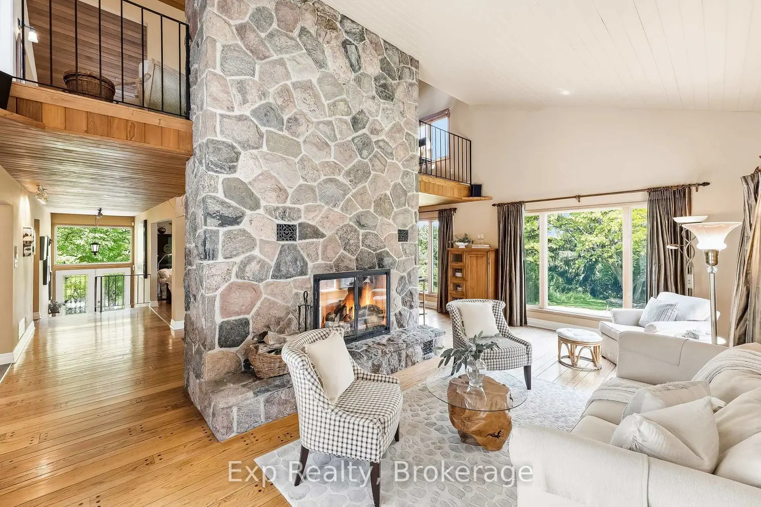 3282 Williamson Road photo 4