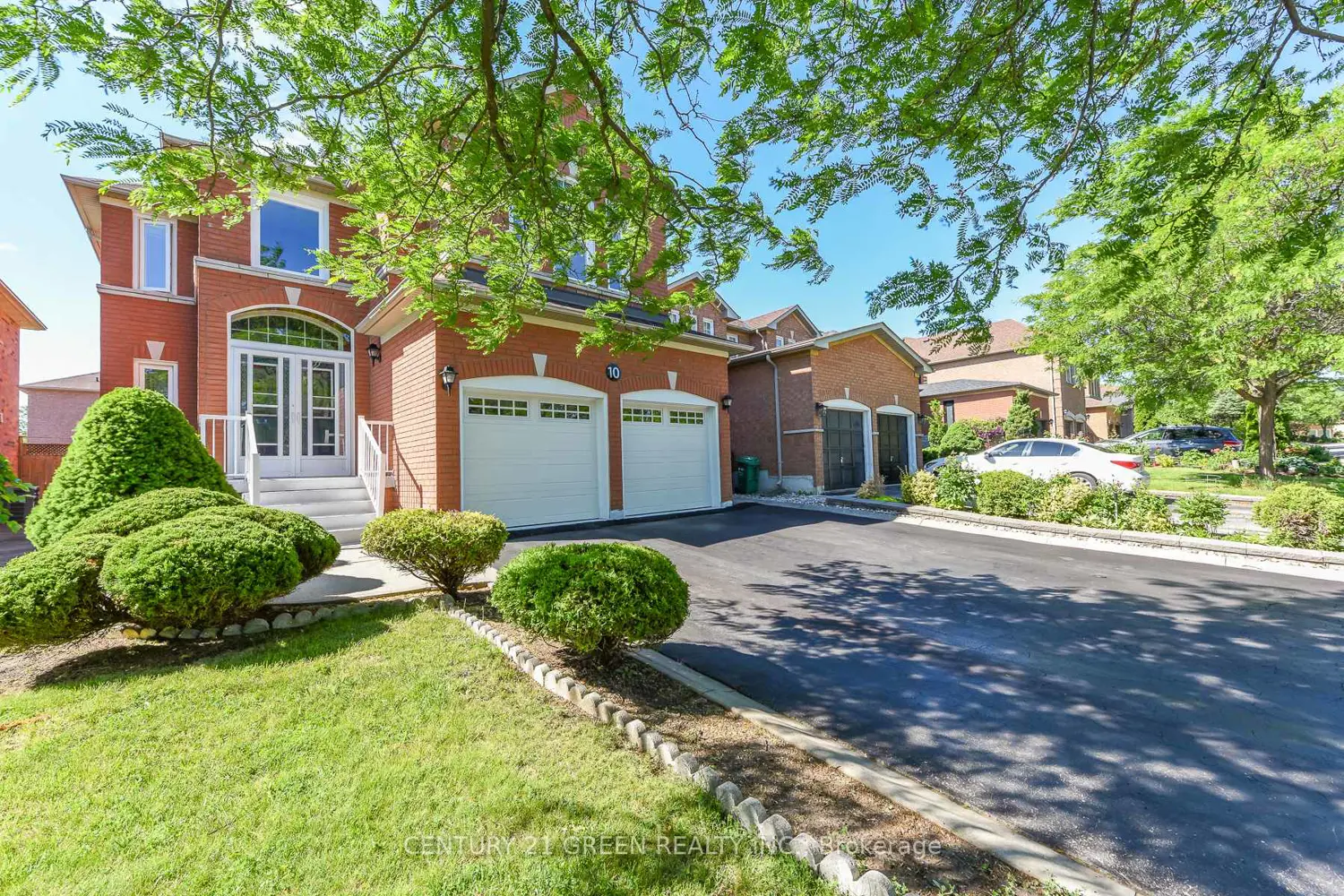 10 Sierra Peak Court