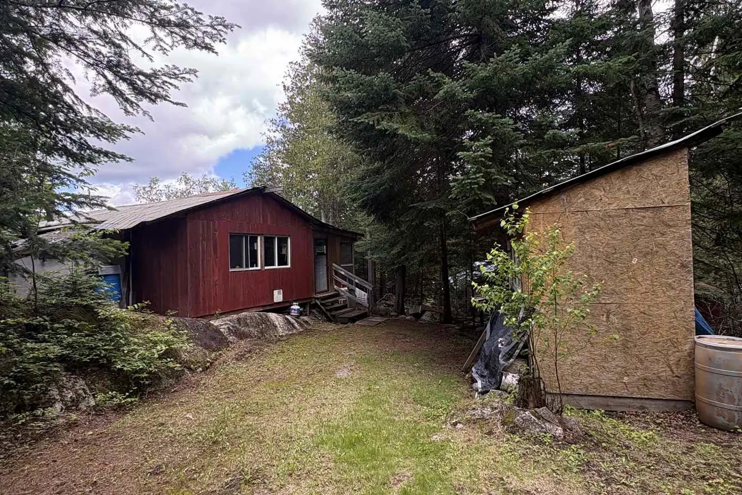 271 Airds Lake Road photo 2