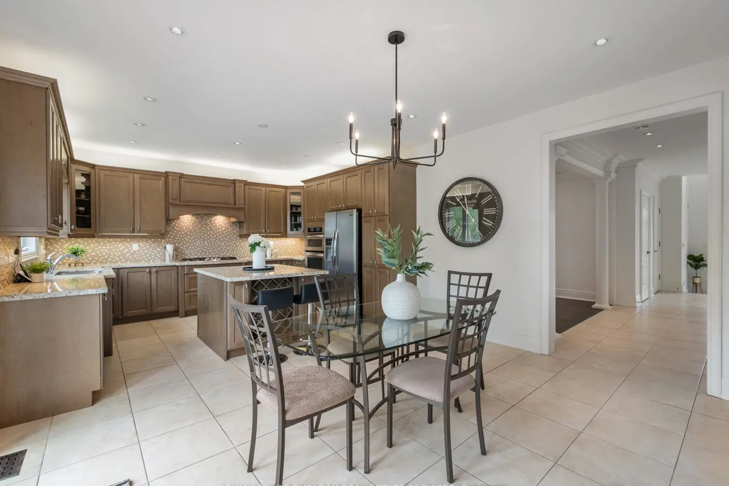 655 Kozel Court photo 4