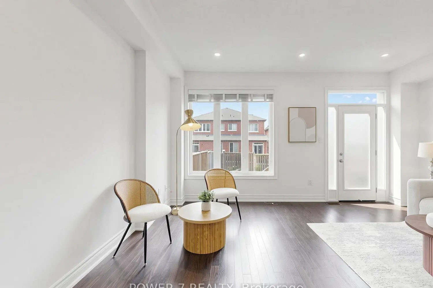 8 Briarfield Avenue photo 4