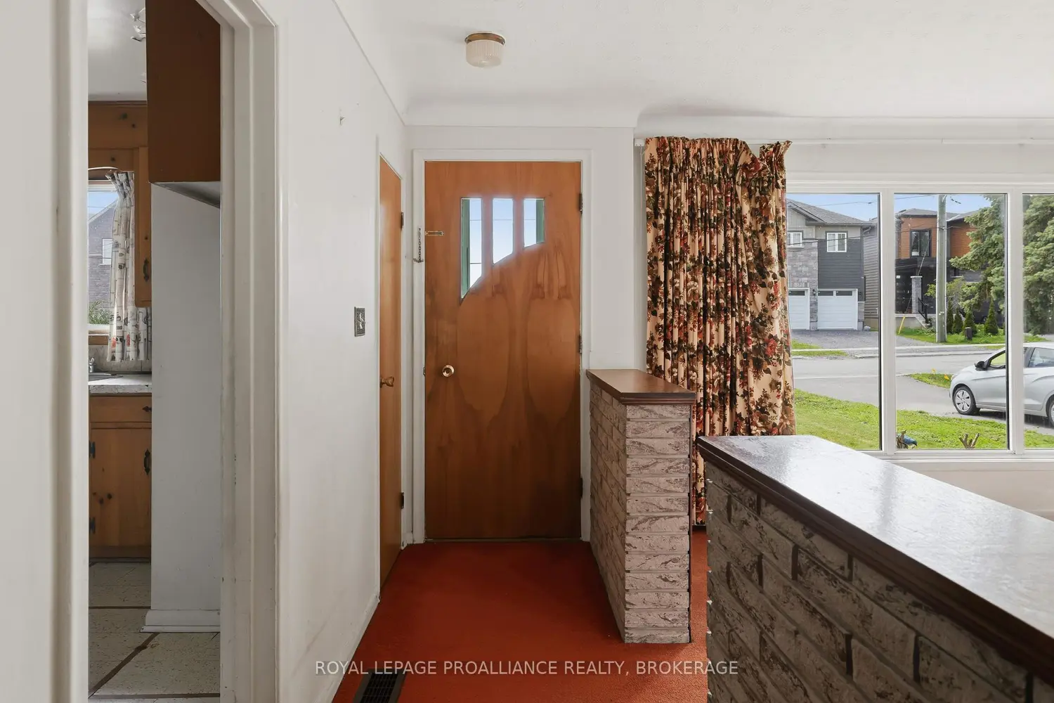 15 Park Crescent photo 2
