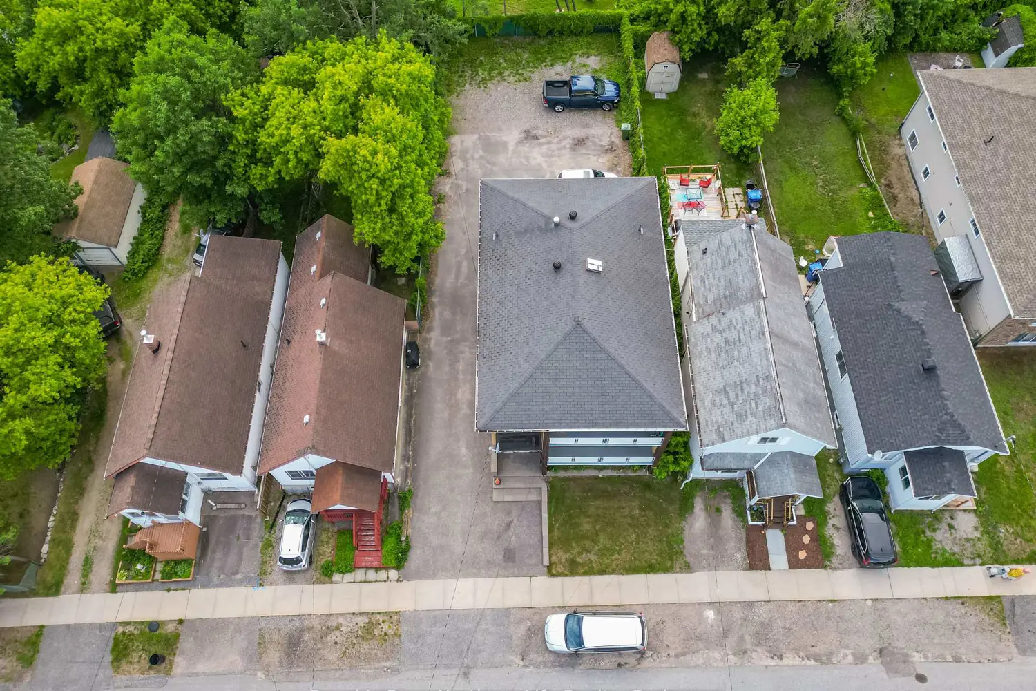 745 Morin Street photo 2
