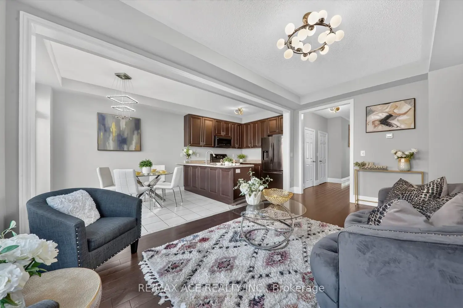 54 Altura Way photo 3