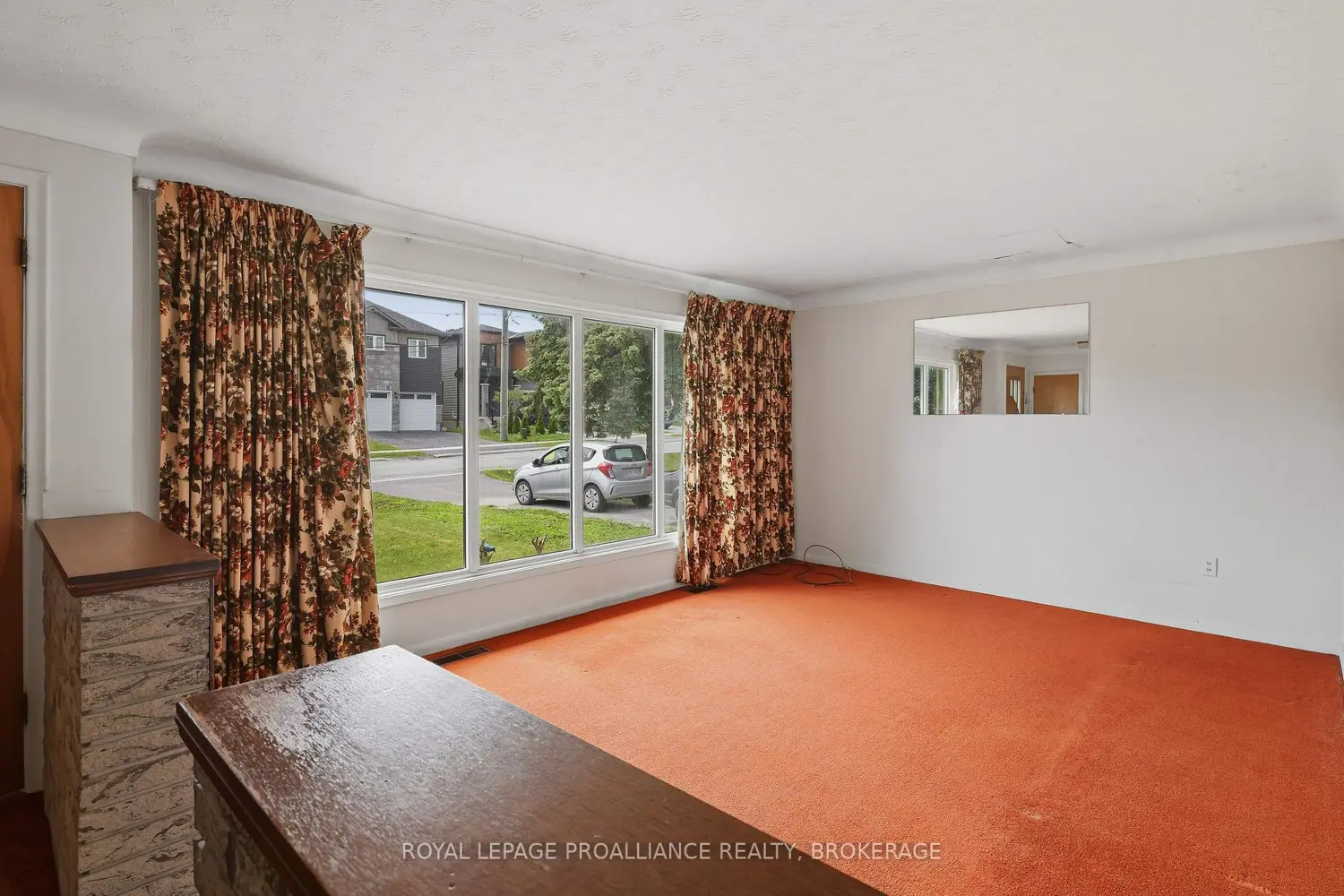 15 Park Crescent photo 4