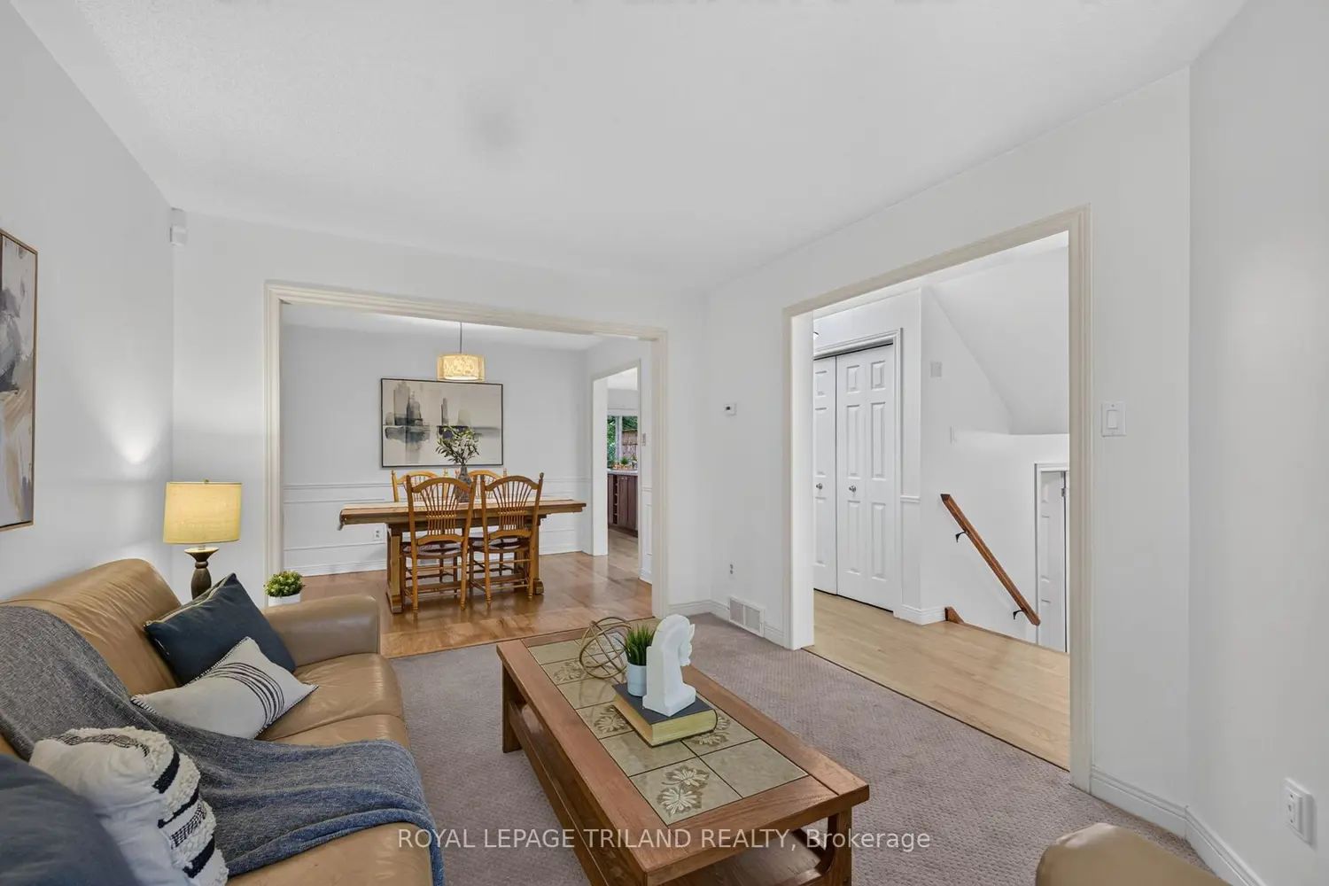 810 Maitland Street 34 photo 3