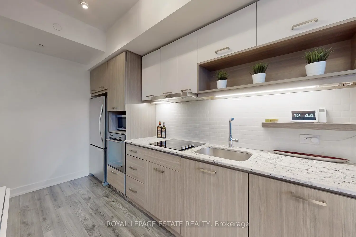 170 Chiltern Hill Road 306 photo 2