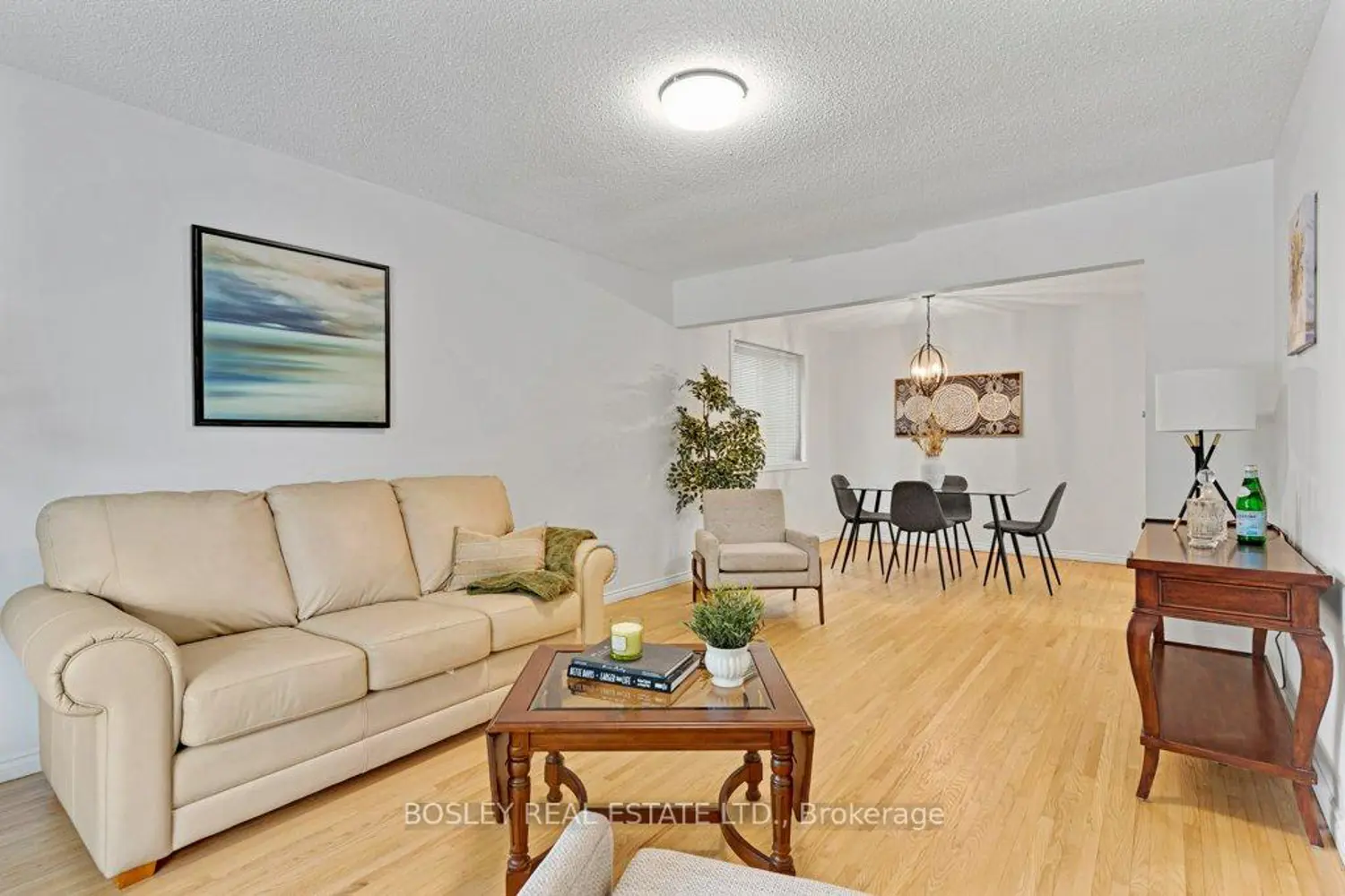 31 Pinewarbler Drive photo 5