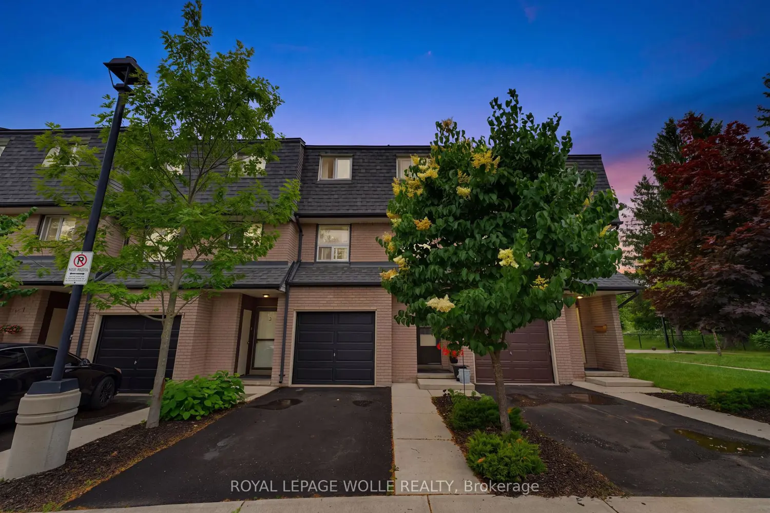 138 Blackhorne Drive 4