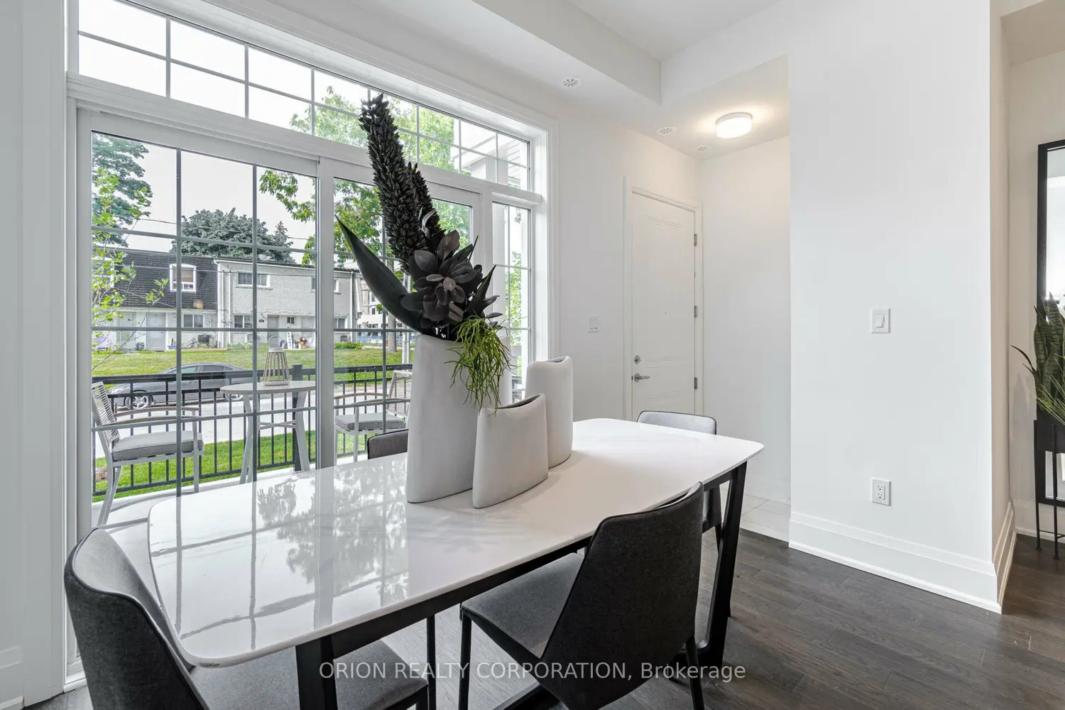 95 Brookfield Road 7 photo 3