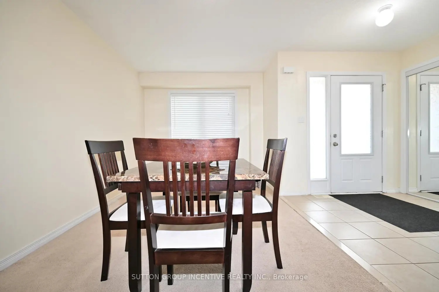 90 Sovereign's Gate 29 photo 2