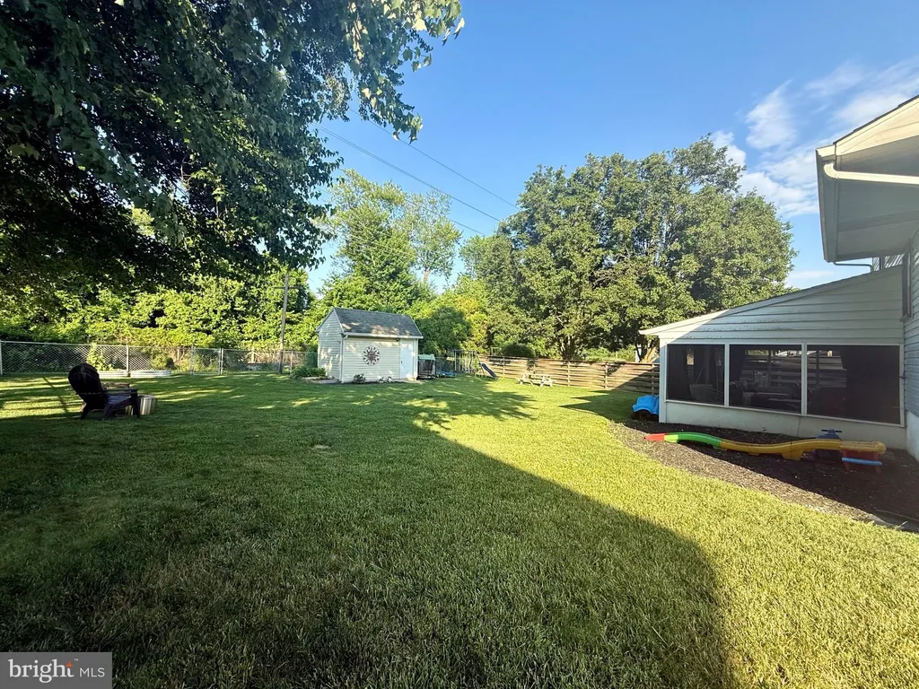 1335 Greenleaf Road, Wilmington, DE 19805