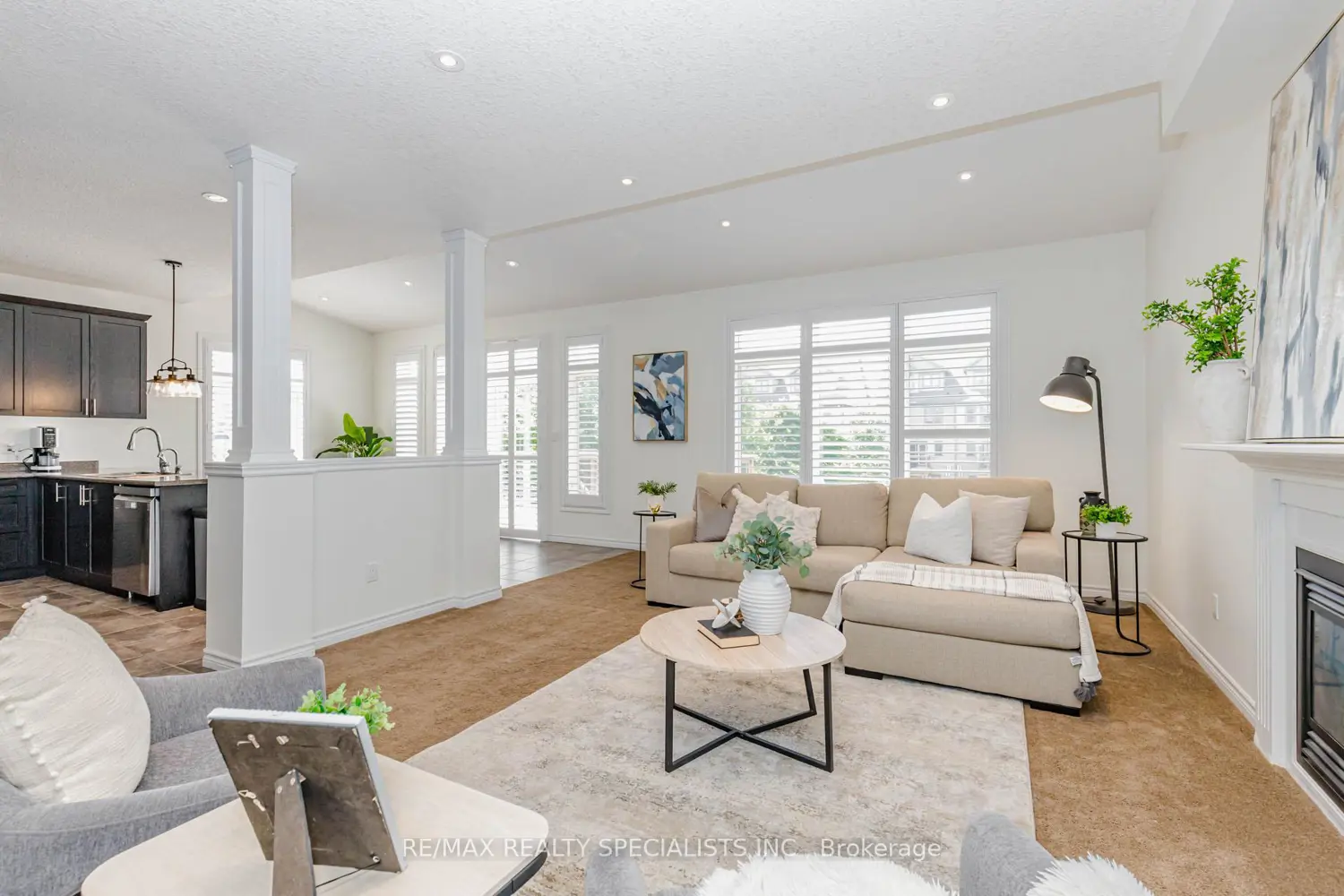 117 Norma Crescent photo 5