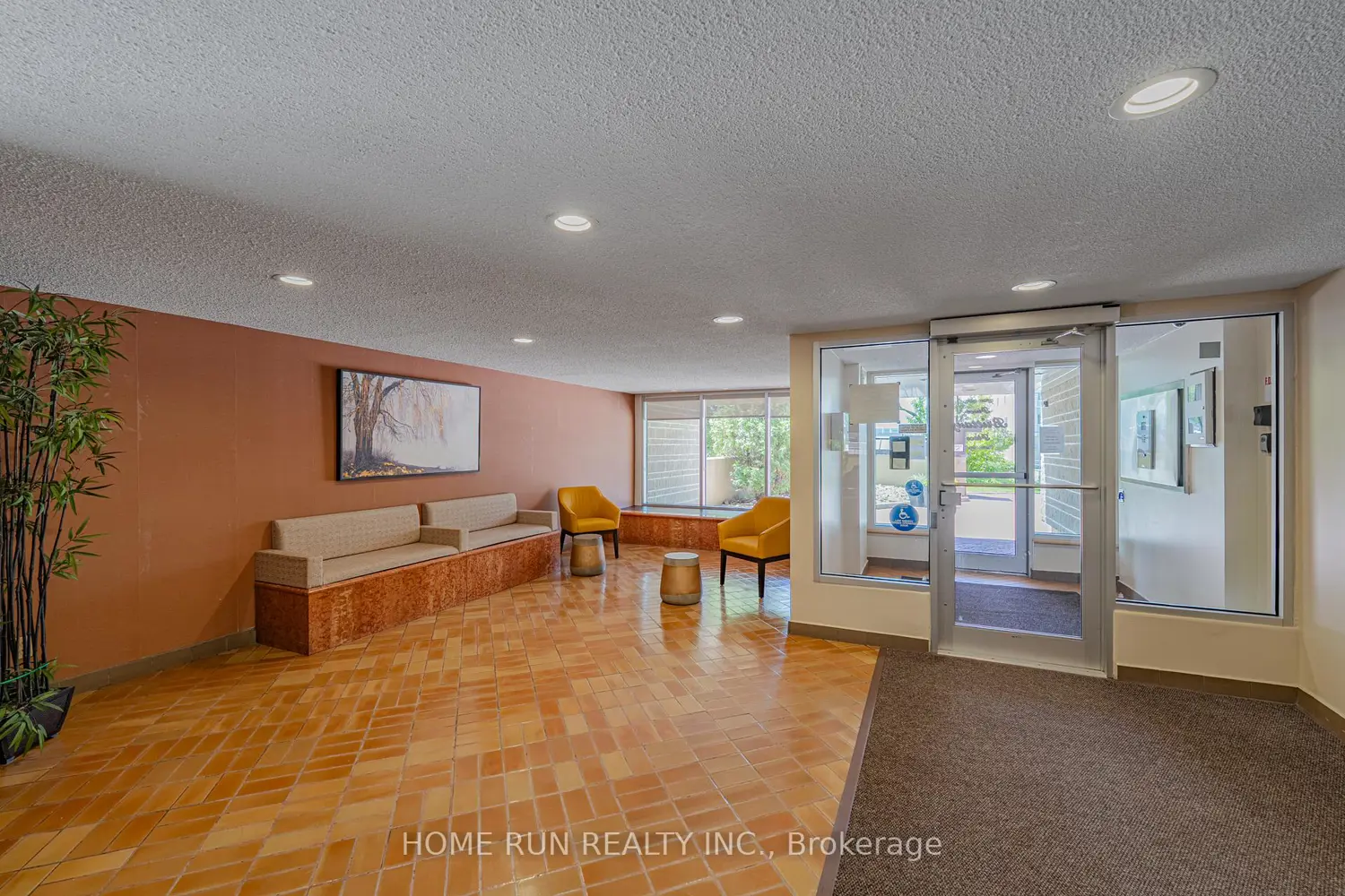 555 Brittany Drive 1111 photo 3