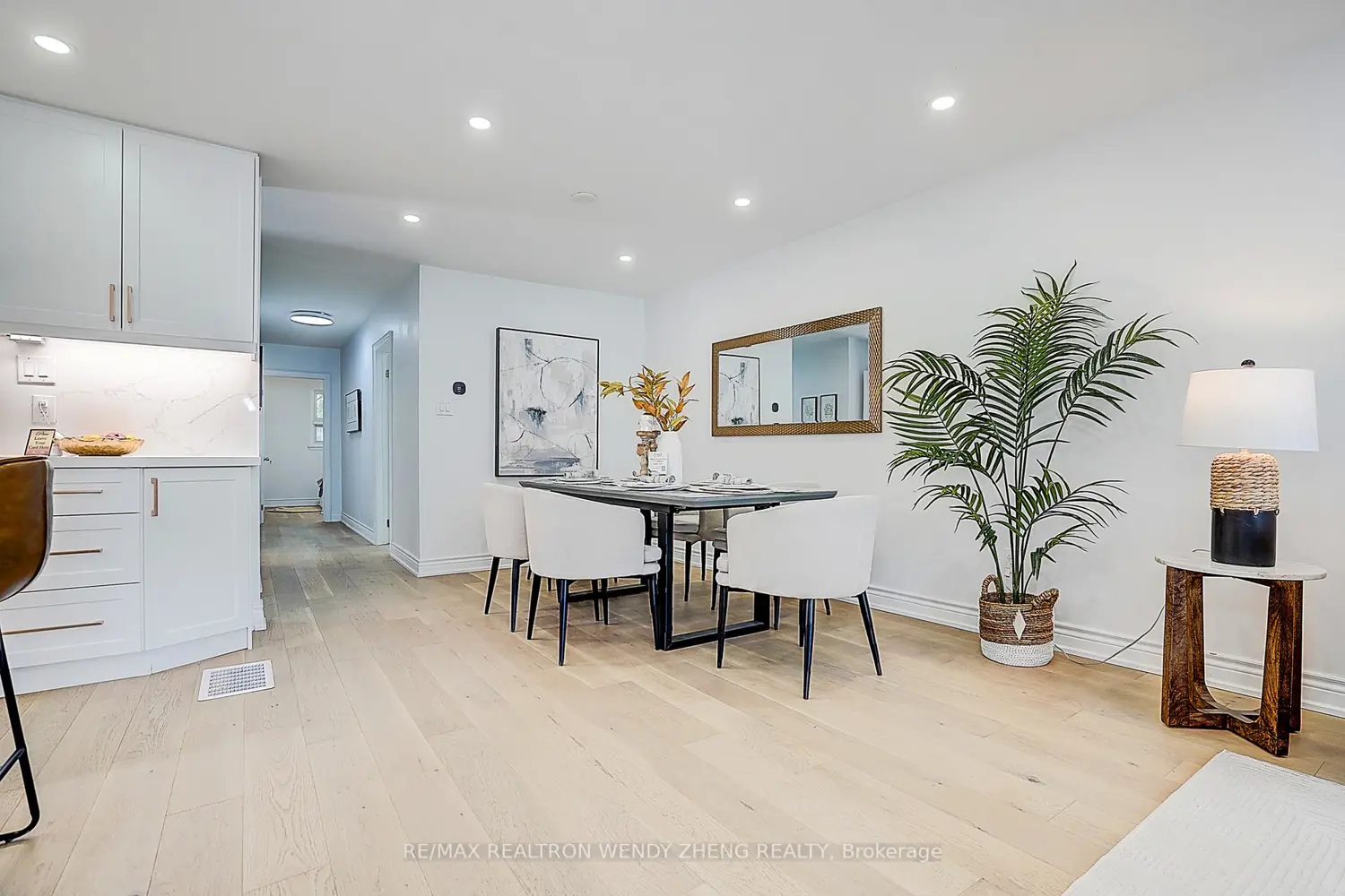 47 Sherwood Forest Drive photo 5