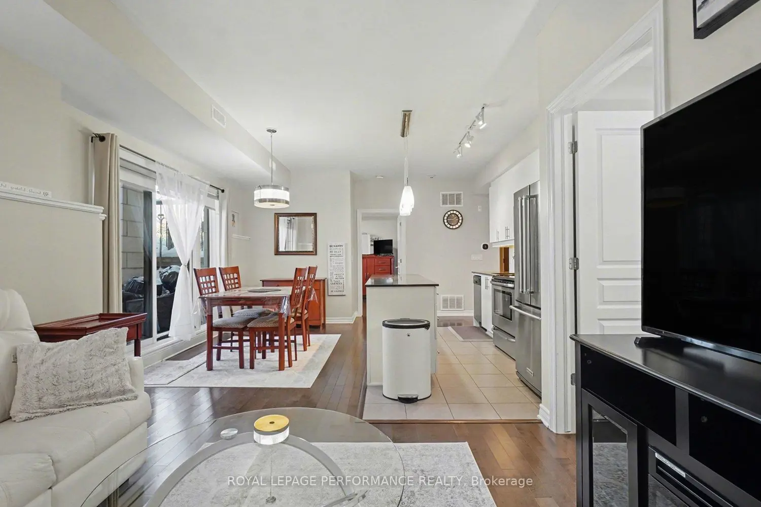 655 Beauparc Private 101 photo 5
