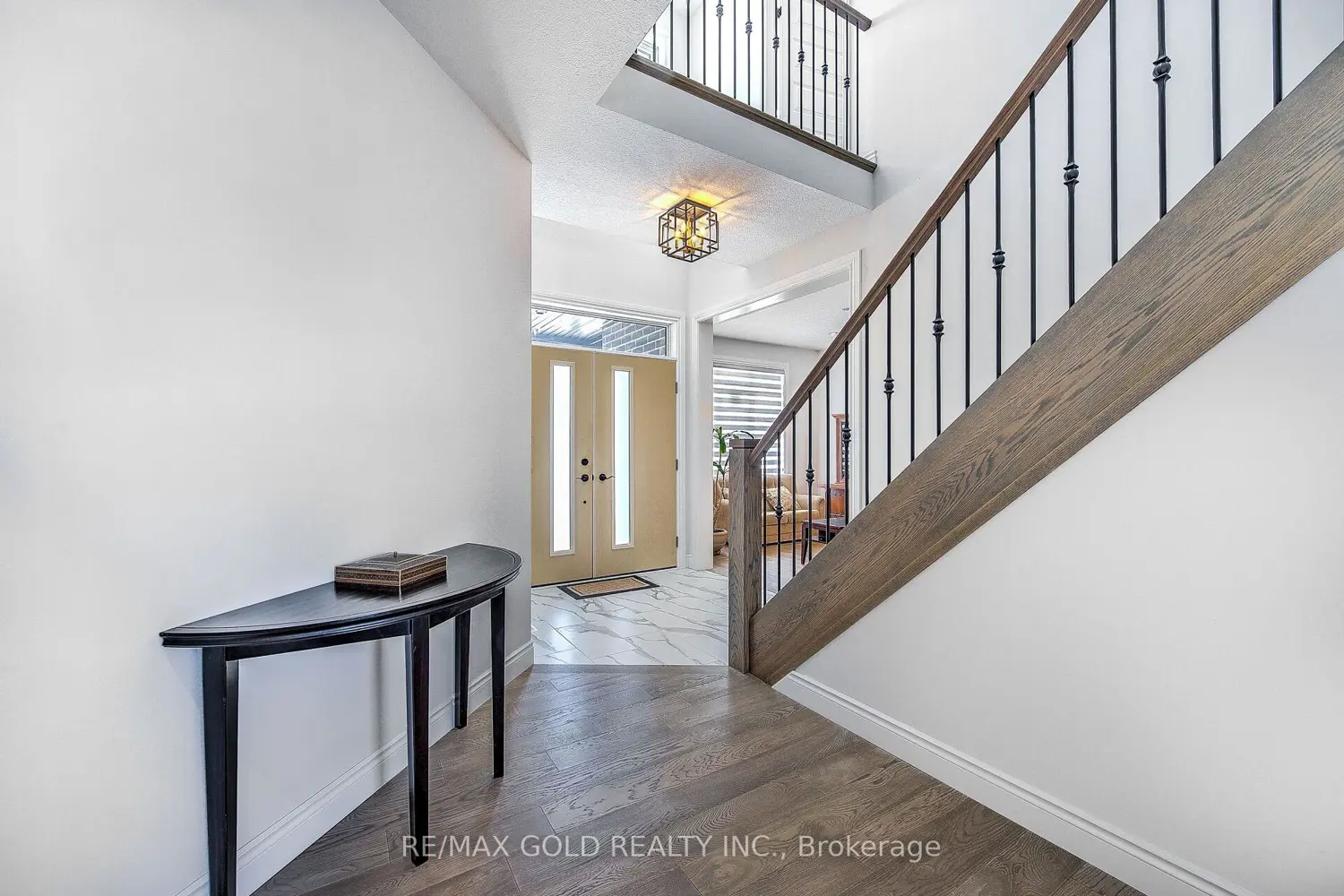 944 Trailsway Avenue photo 4