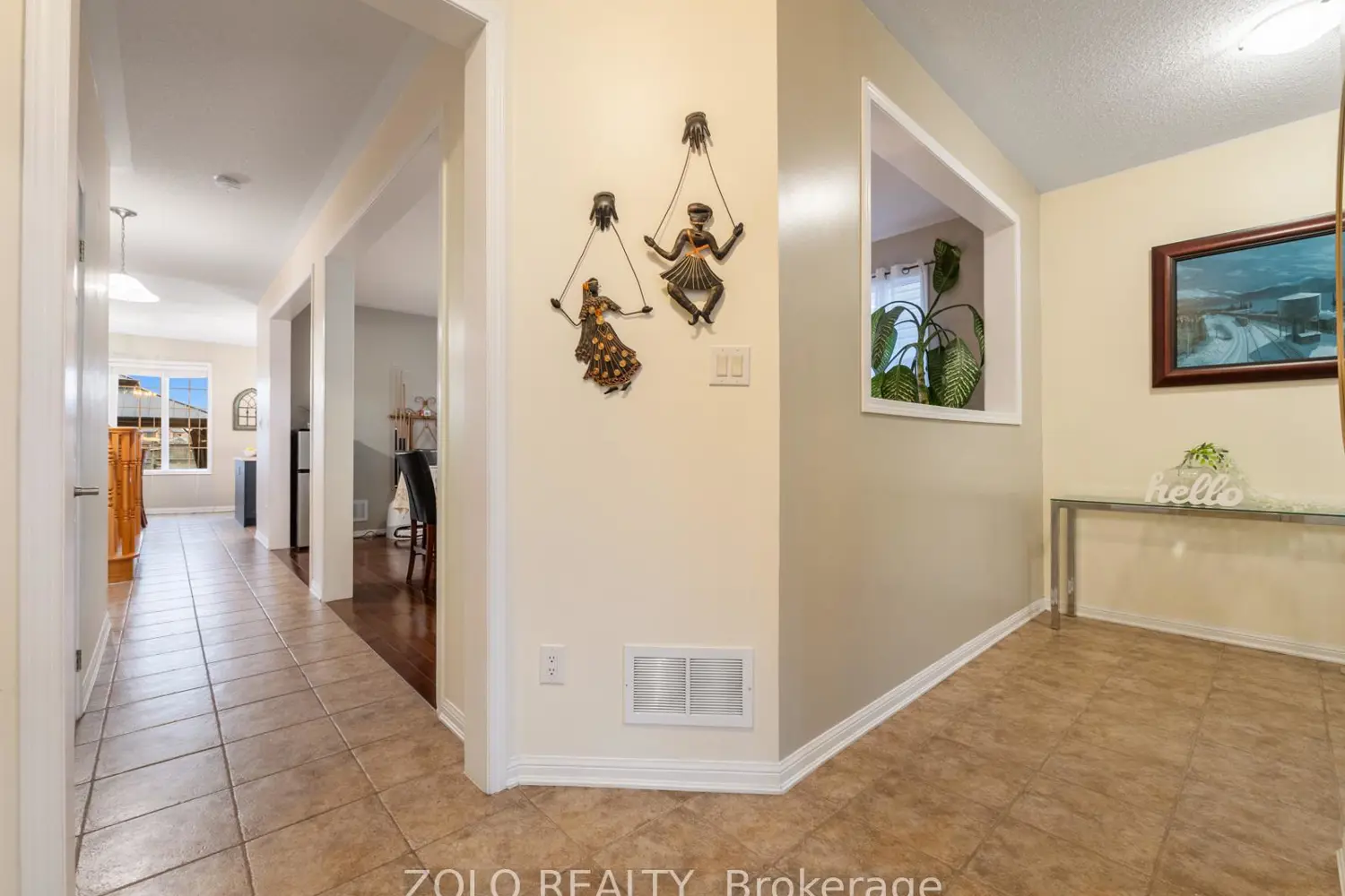 818 Cousens Terrace photo 4