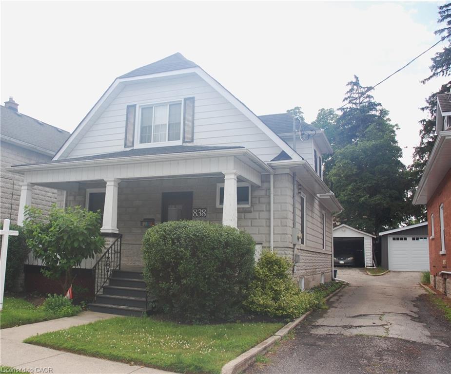 838 Moore Street, Cambridge, ON, N3H 3B8