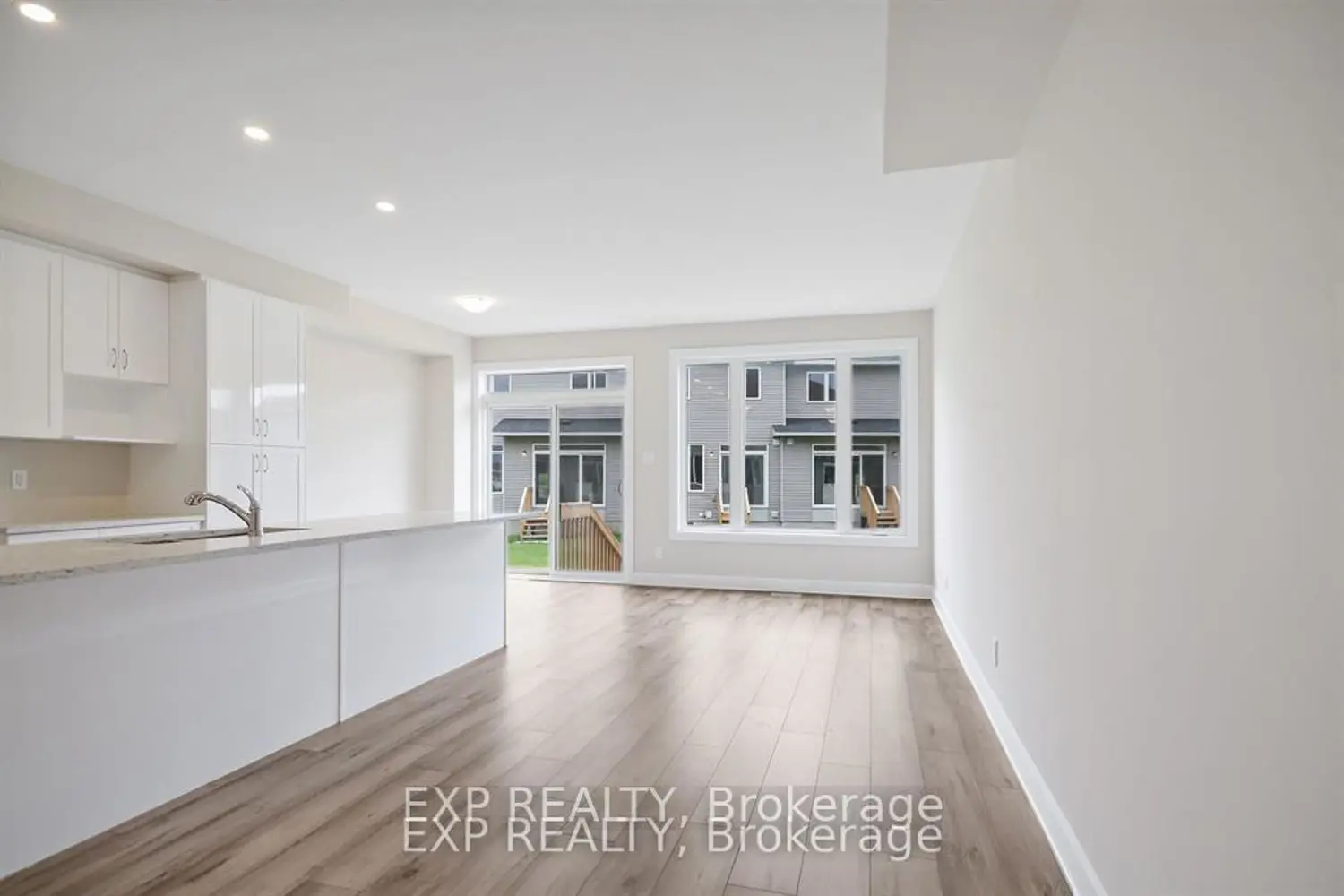214 Hooper Street photo 4
