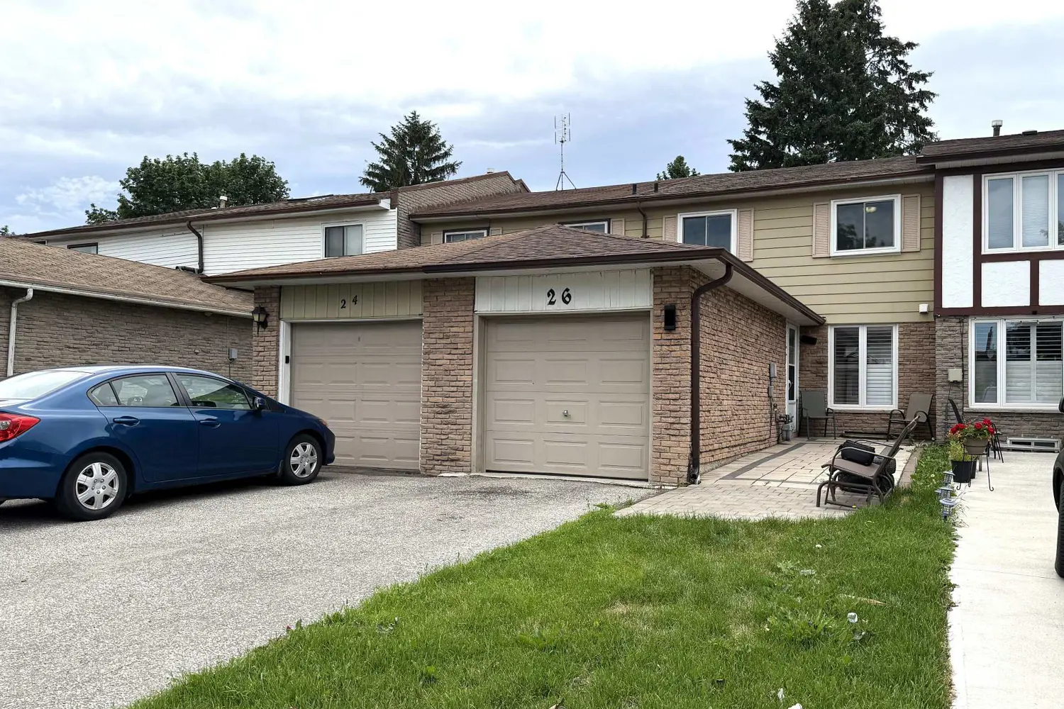 26 Robbinstone Drive photo 2