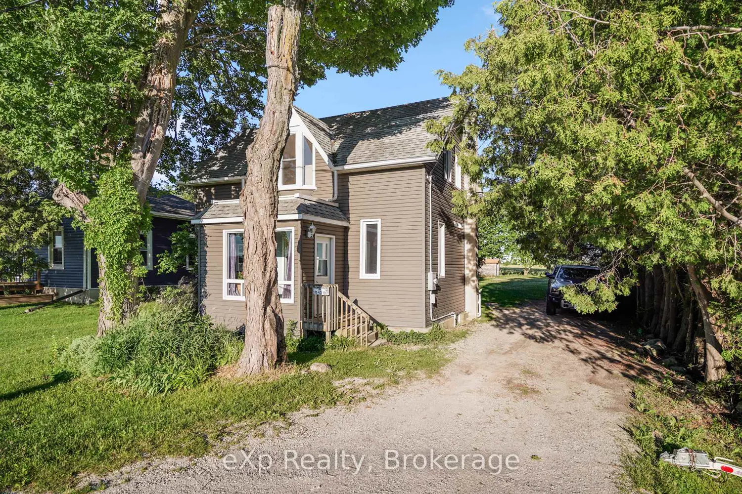 171 Clyde Street photo 2