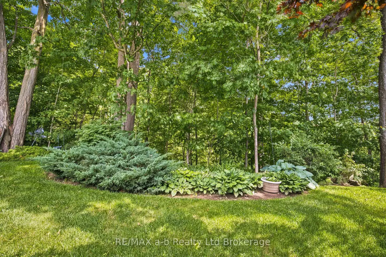 32 Wilkins Crescent photo 3