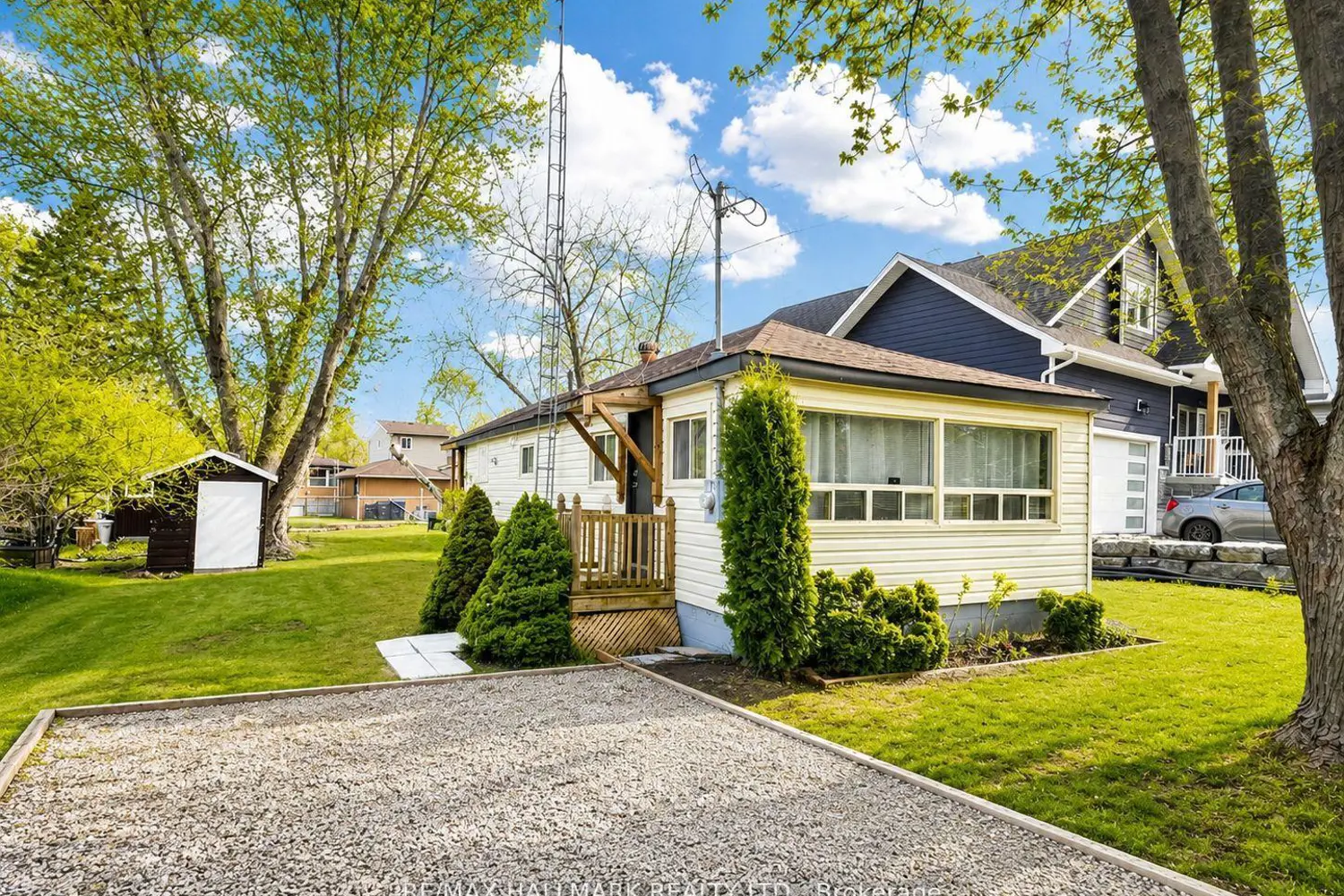1053 Elm Road photo 5