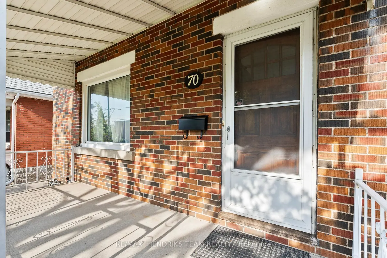 70 Carleton Street photo 2