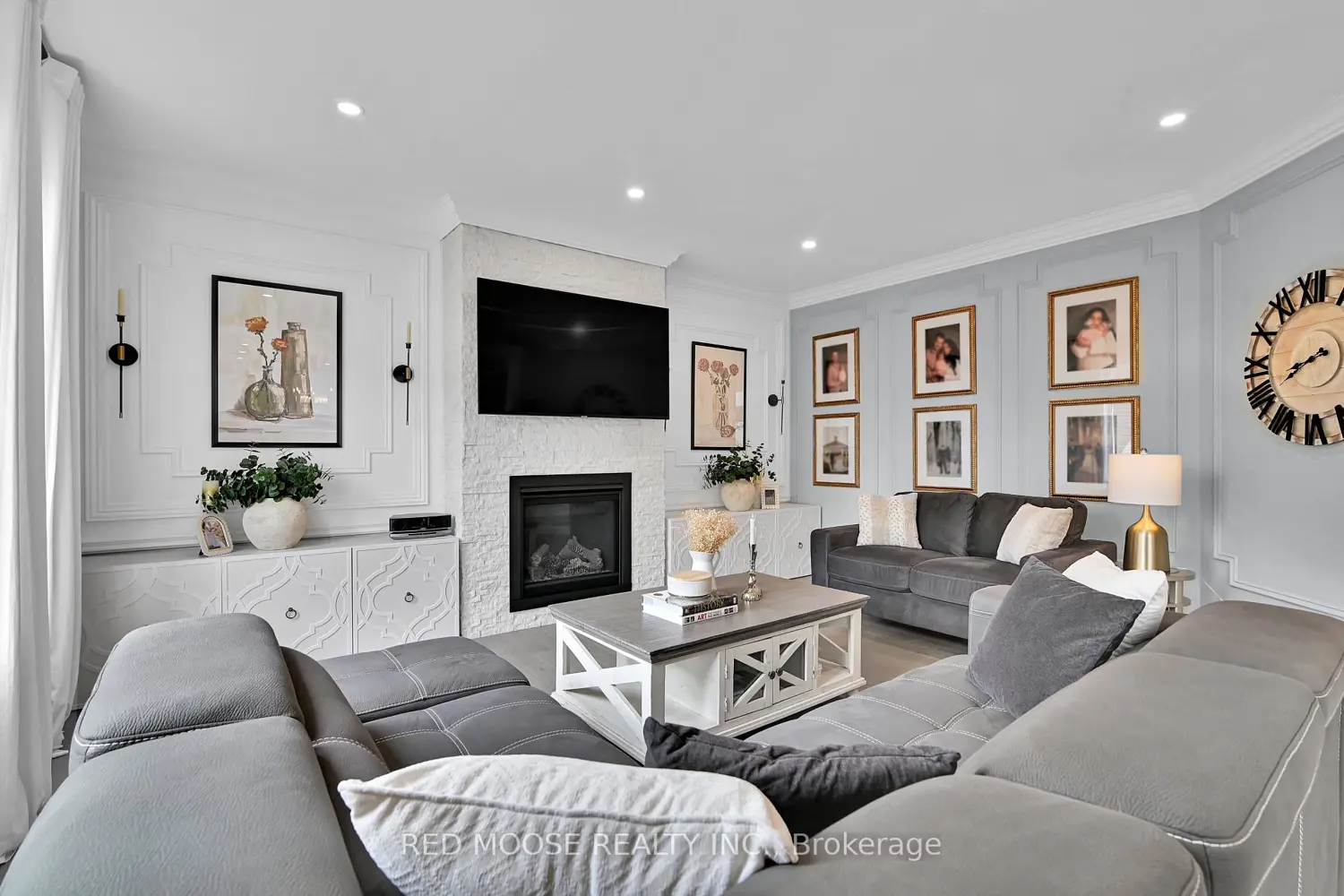 158 Aquarium Avenue photo 4