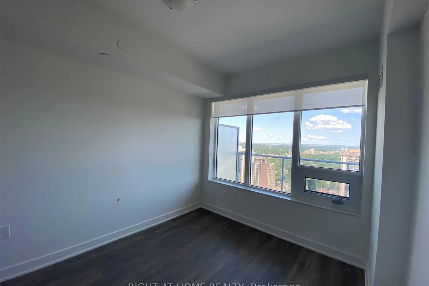 99 Broadway Avenue 3101 photo 5