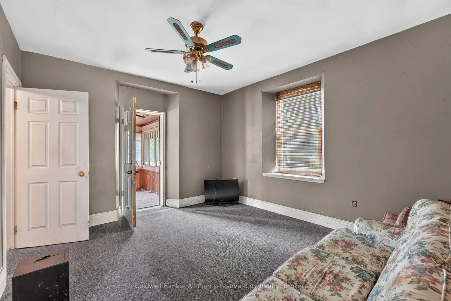 604 Gough Street photo 4