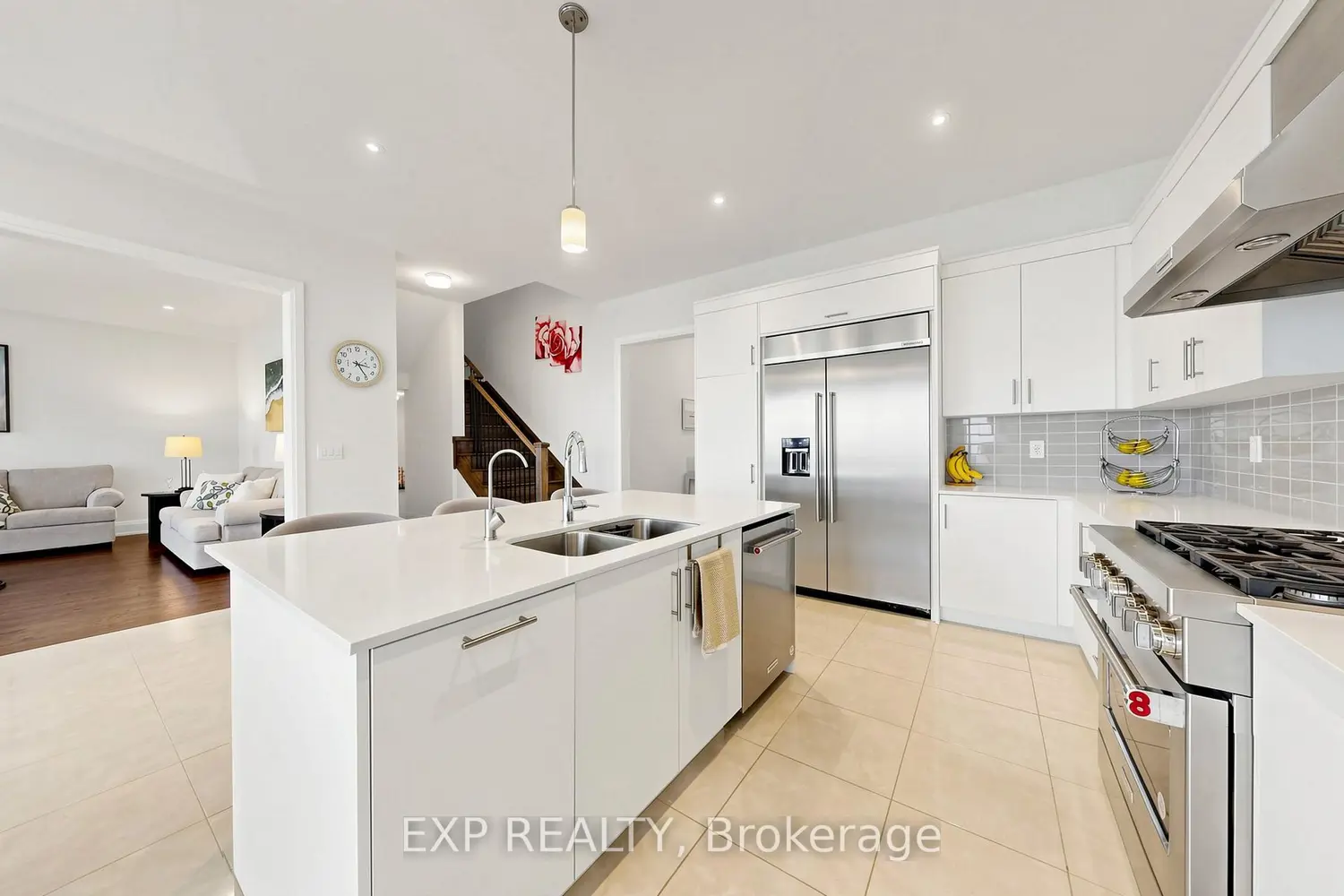 9 Backhouse Drive photo 2