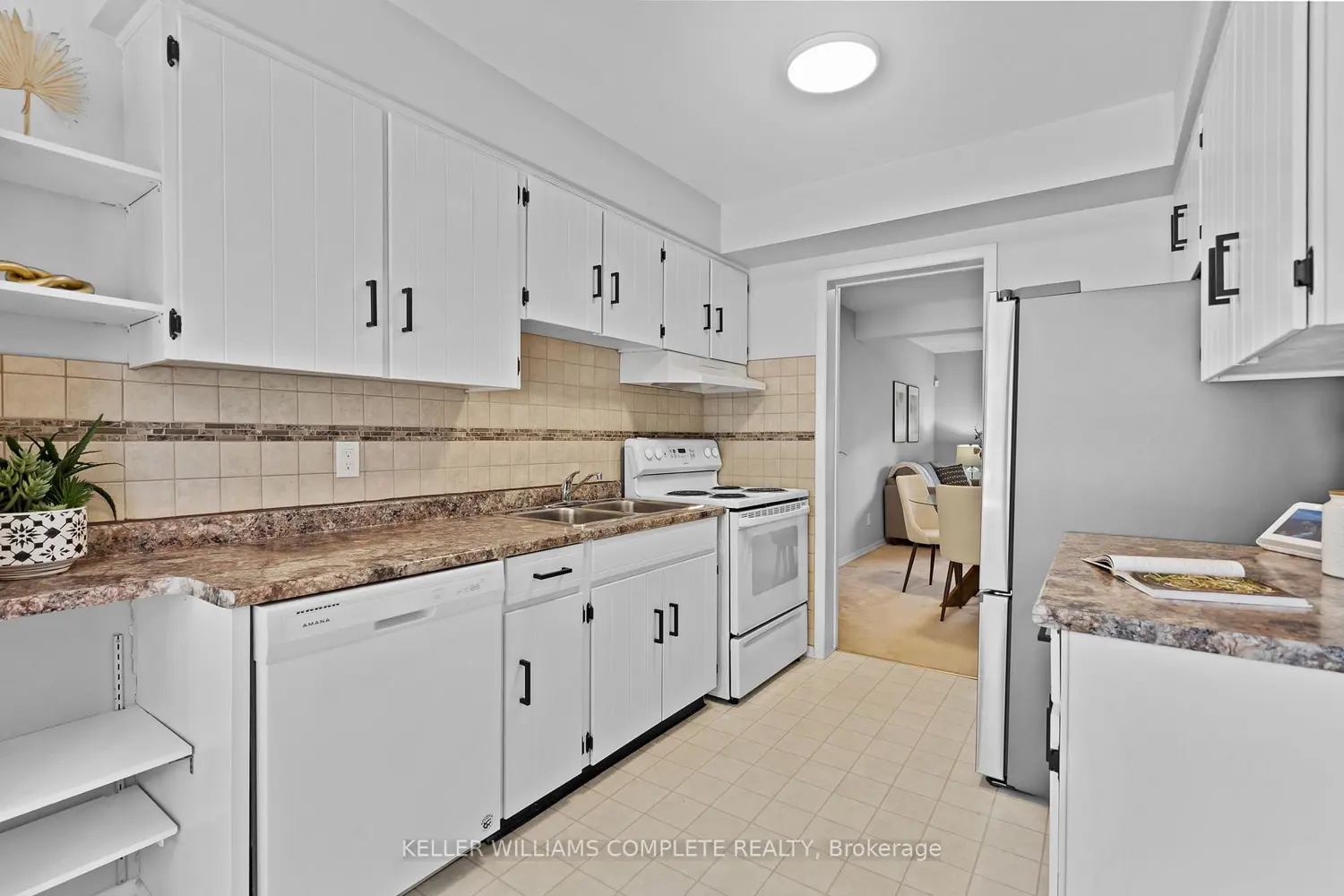77 Linwell Road 53 photo 4