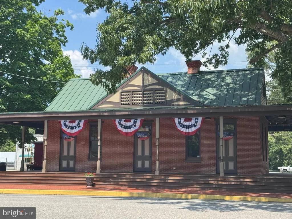 210 W 2nd Street, Ridgely, MD 21660