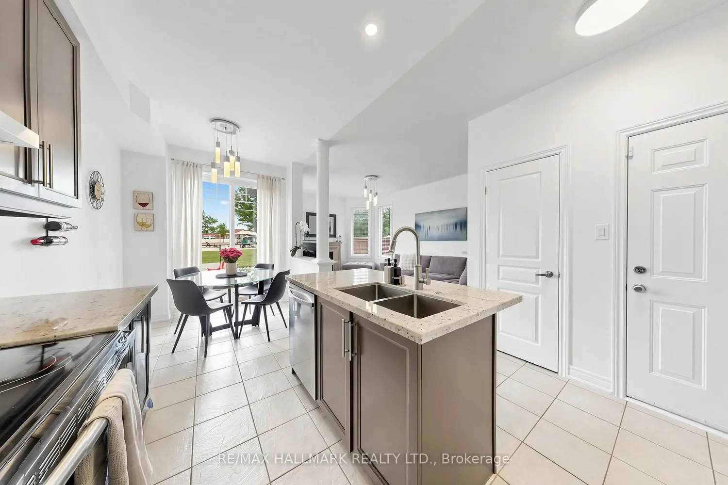 10 Windrow Street photo 5