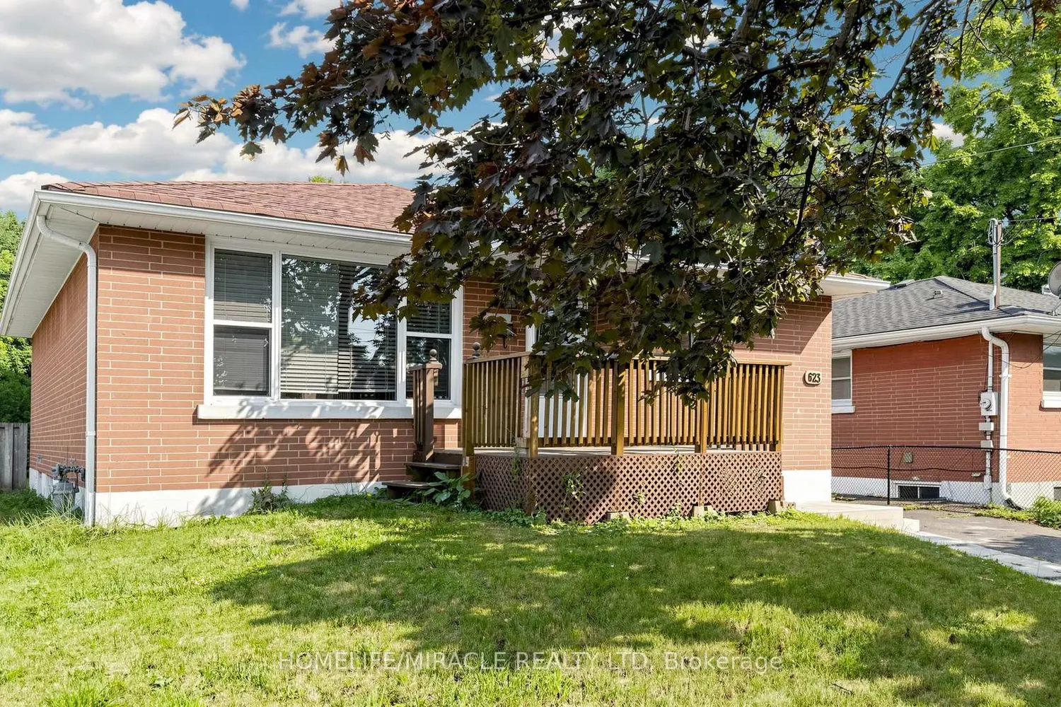 623 Olive Avenue photo 2