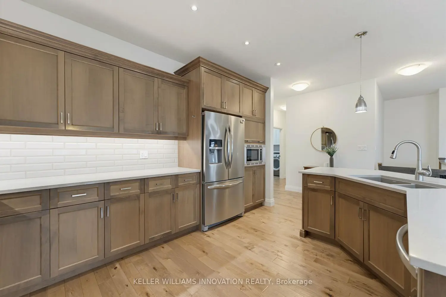 680 Rogers Road photo 5
