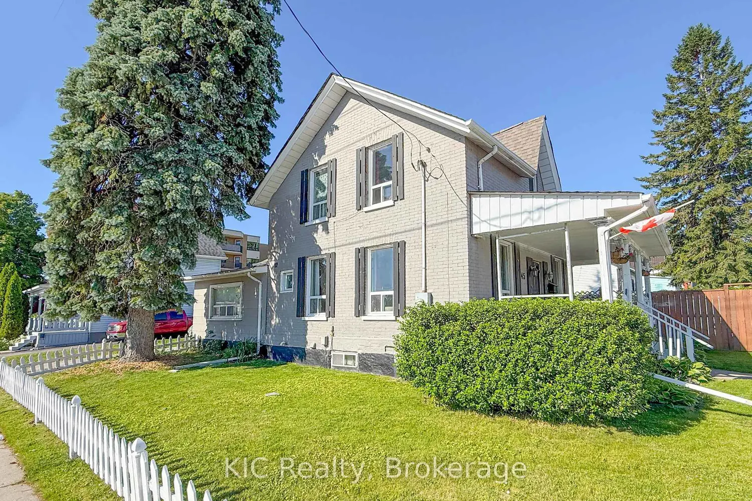 45 Albany Street photo 3