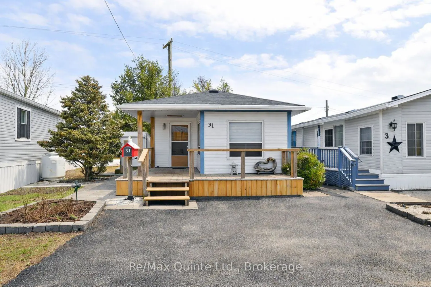 311 Dundas Street 31